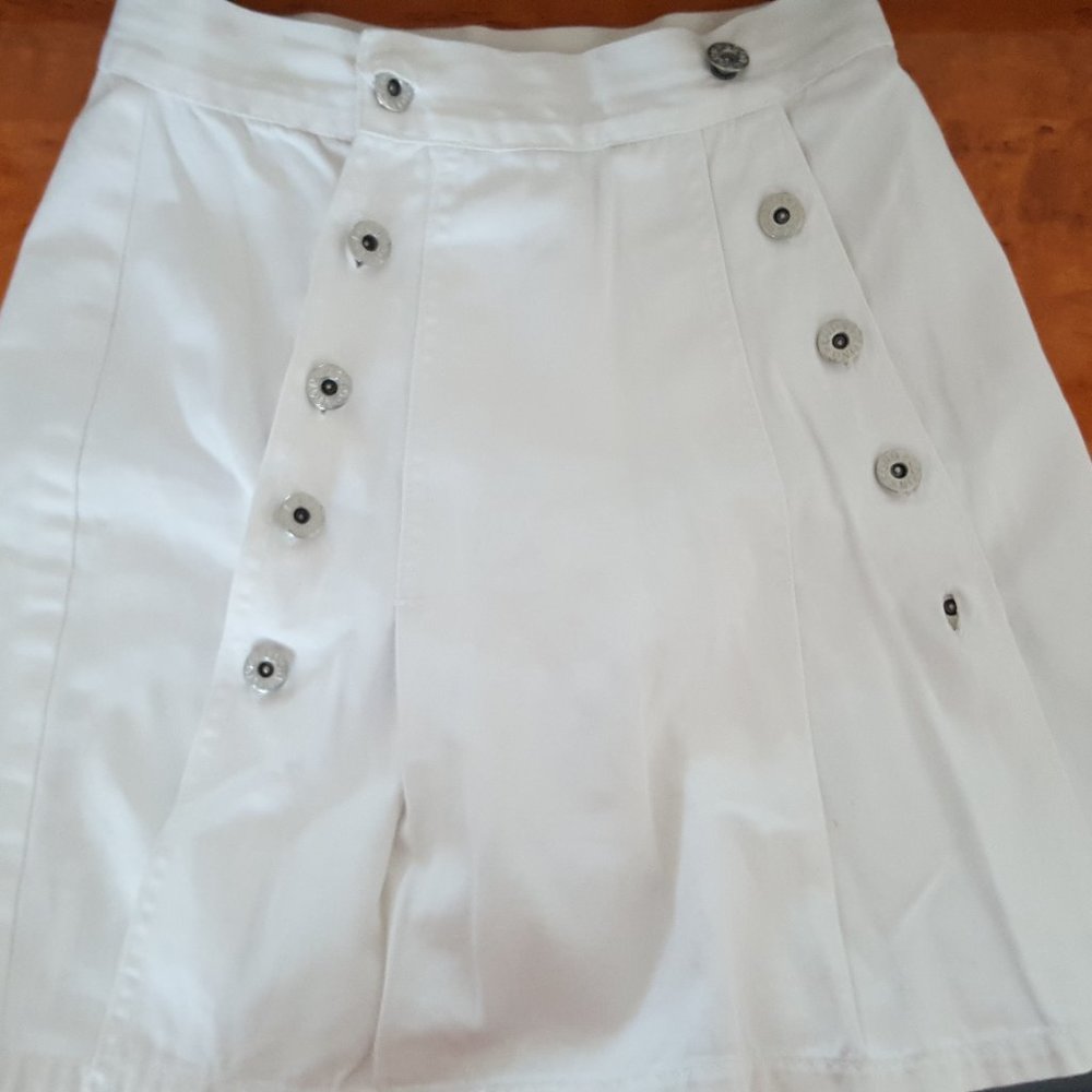 White Skort - Picture 2 of 6